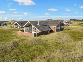 6 person holiday home in Harbo re